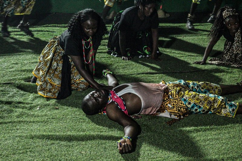 South Sudan Photography  _ Reath Bol _ Performer 
